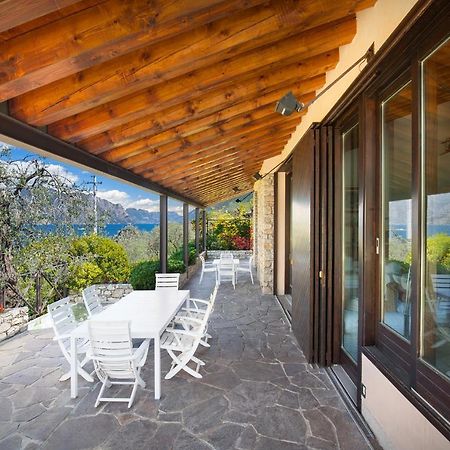 Villa Dismero-Un Oasi Di Lusso E Privacy เบรนโซเน ซูล การ์ดา ภายนอก รูปภาพ