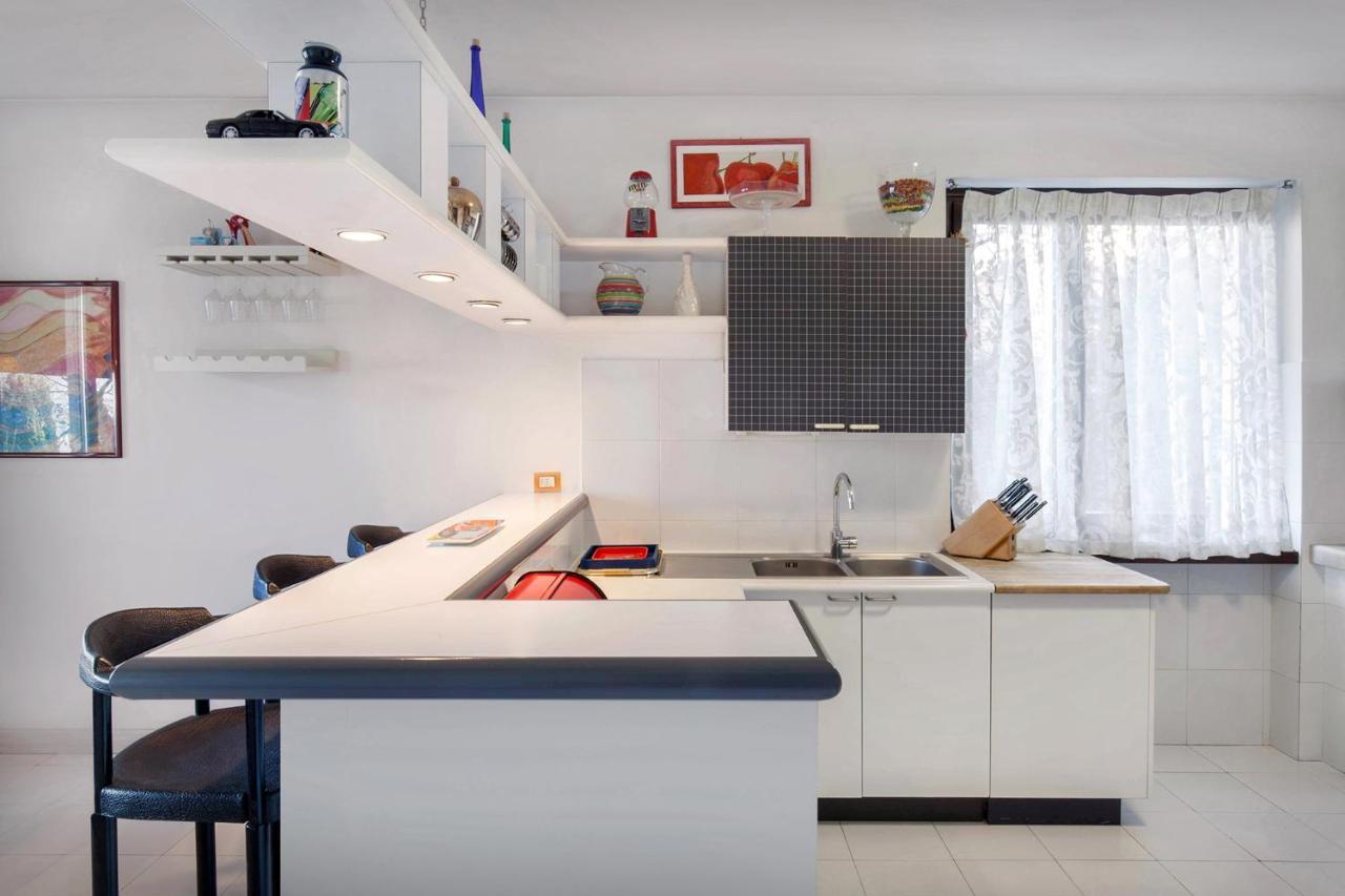 Villa Dismero-Un Oasi Di Lusso E Privacy เบรนโซเน ซูล การ์ดา ภายนอก รูปภาพ