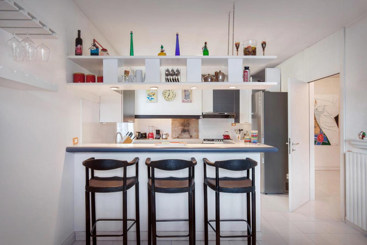 Villa Dismero-Un Oasi Di Lusso E Privacy เบรนโซเน ซูล การ์ดา ภายนอก รูปภาพ