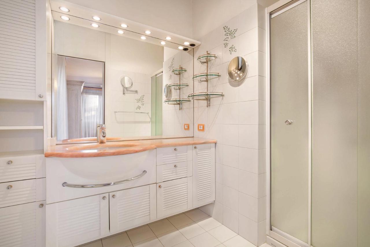 Villa Dismero-Un Oasi Di Lusso E Privacy เบรนโซเน ซูล การ์ดา ภายนอก รูปภาพ